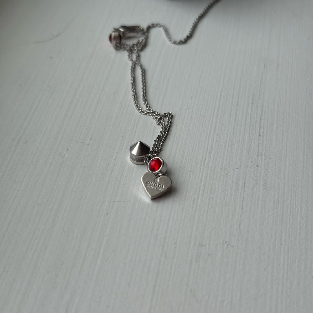 Gucci 925 Sterling Silver Red Heart Pendant Necklace with Box & Dustbag - Picture 9 of 11
